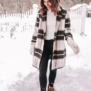 Cupcakes and Cashmere Plaid Coat, size S